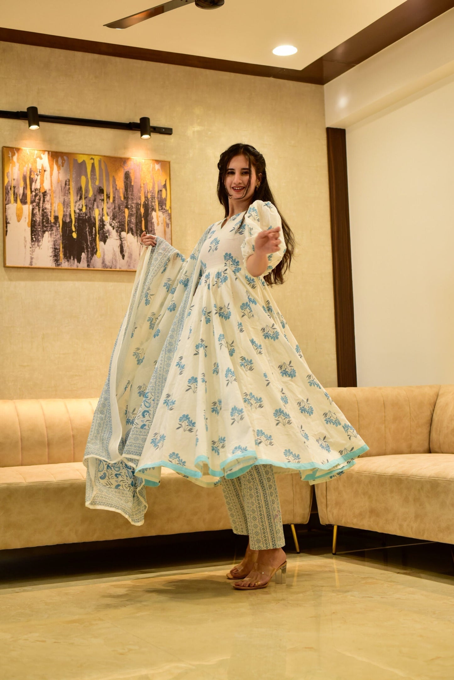 white &amp; blue flora cotton suit set